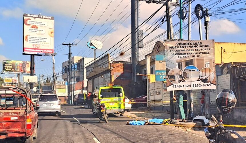 Accidente en Mixco