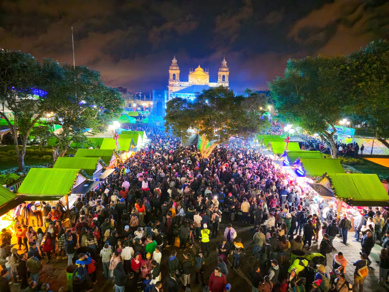 Inicio el Festival Navideño de Ricardo Quiñonez