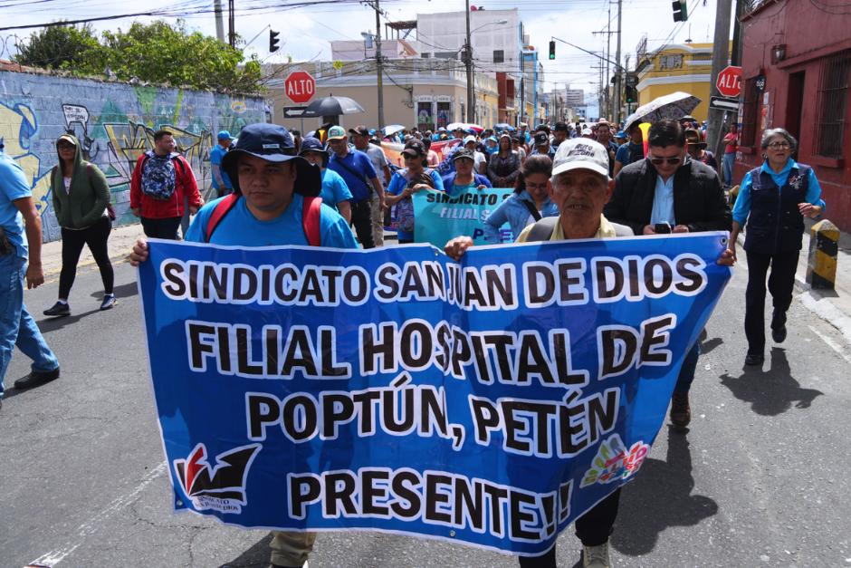 Trabajadores del Sector Salud exigen mejoras laborales con manifestaciones en diversos puntos de Guatemala el próximo 2 de abril.