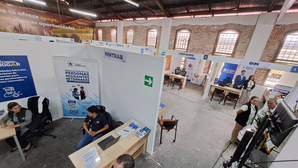 centro atención migrantes deportados